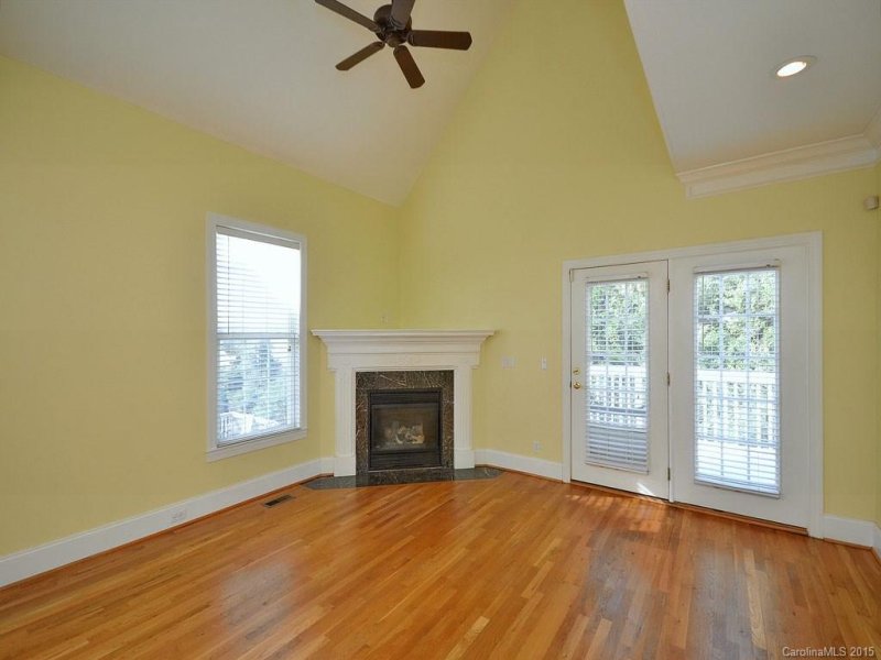 Property image 3 at 18 Flowering Cherry Drive, Asheville, NC 28805