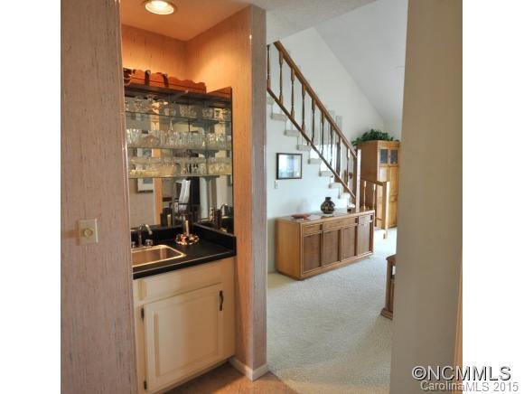 Property image 5 at 304 Fleetwood Plaza, Hendersonville, NC 28739