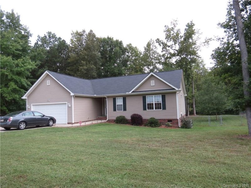 Property image 3 at 2101 Larkspur Lane, Wingate, NC 28174