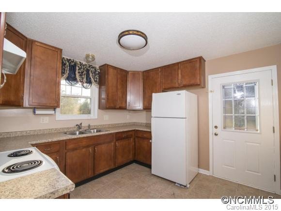 Property image 3 at 103 Sabian Court, Asheville, NC 28806