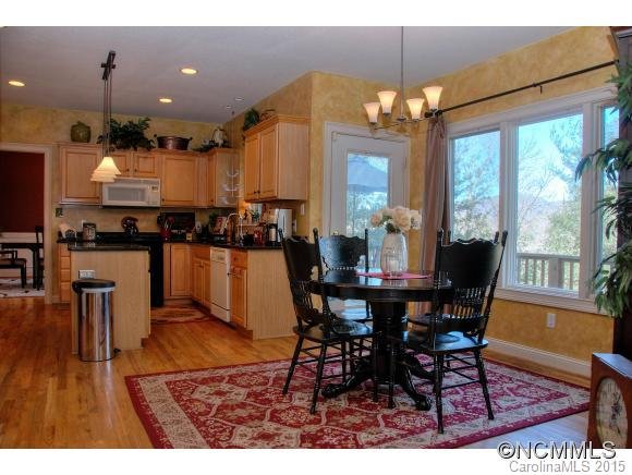 Property image 3 at 15 Weston Heights Drive, Asheville, NC 28803