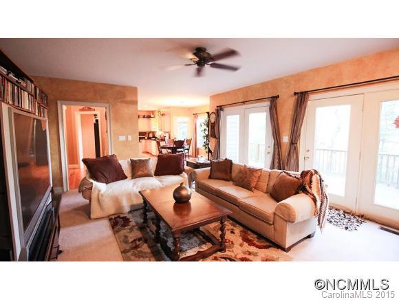 Property image 5 at 15 Weston Heights Drive, Asheville, NC 28803