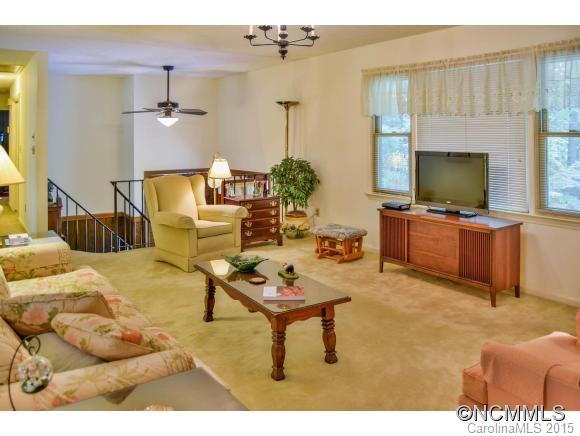 Property image 4 at 13 Dunleer, Hendersonville, NC 28791