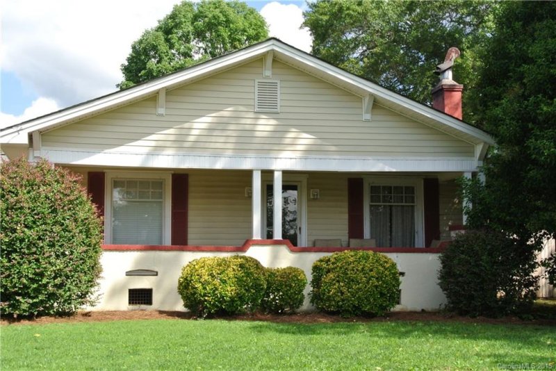 Property image 2 at 803 Catawba Street, Belmont, NC 28012