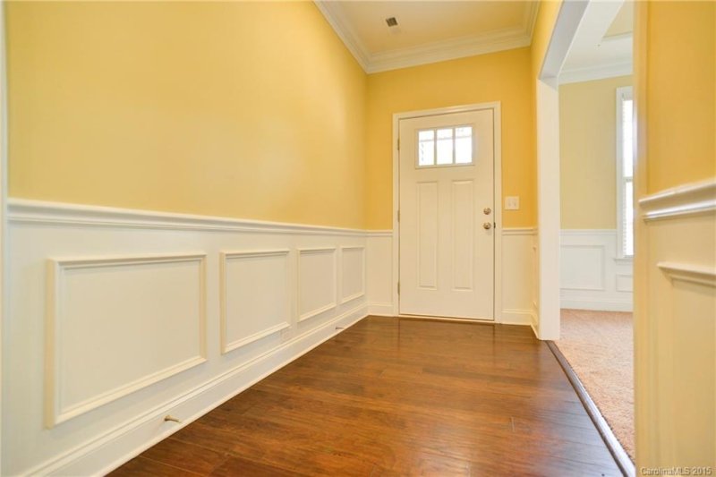 Property image 2 at 10020 Michael Crossing Drive, Charlotte, NC 28213