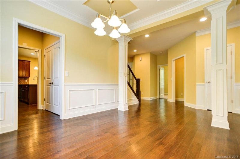 Property image 3 at 10020 Michael Crossing Drive, Charlotte, NC 28213