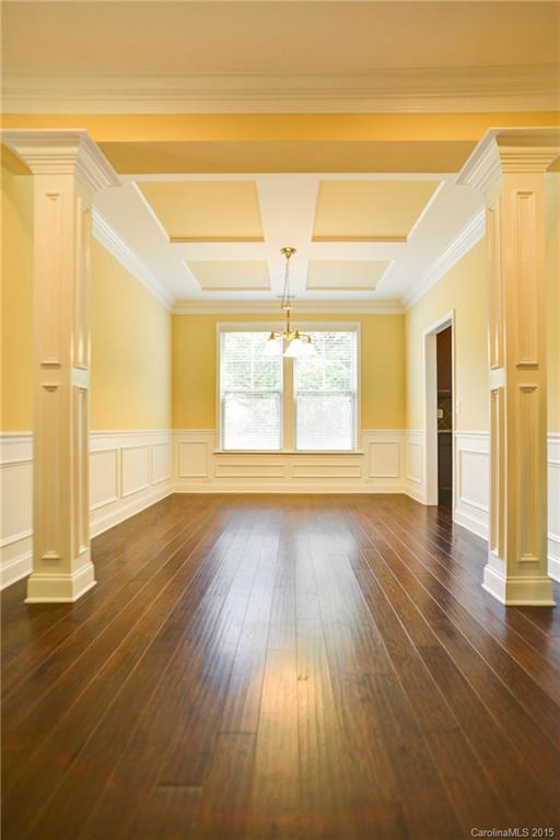 Property image 4 at 10020 Michael Crossing Drive, Charlotte, NC 28213