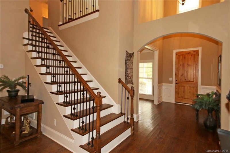 Property image 2 at 112 Lakeshore Hills Drive, Mooresville, NC 28117