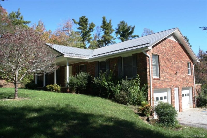 Property image 2 at 328 Melody Lane, Saluda, NC 28773