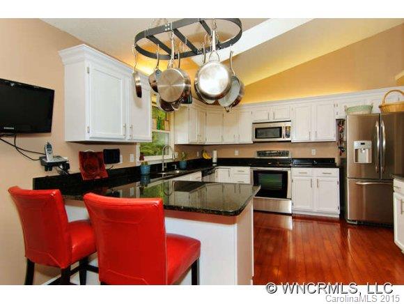 Property image 4 at 10 Evening Shade Drive, Weaverville, NC 28787