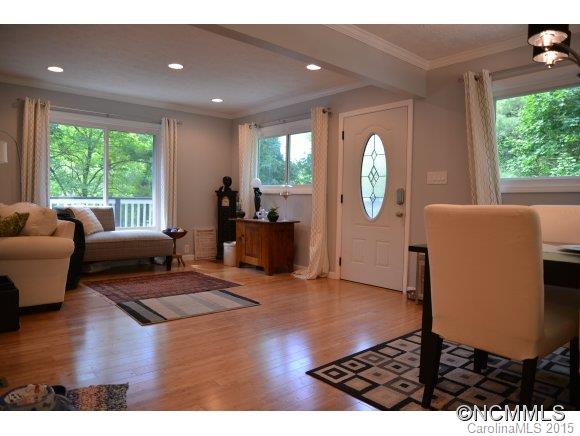 Property image 5 at 31 Arco Rd, Asheville, NC 28805