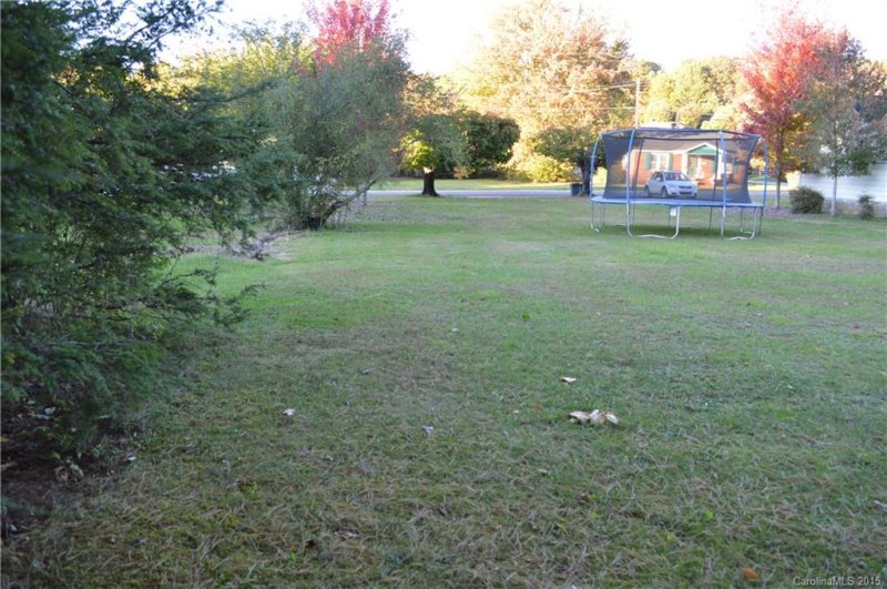 Property image 2 at 141 Hazelwood Avenue, Waynesville, NC 28786