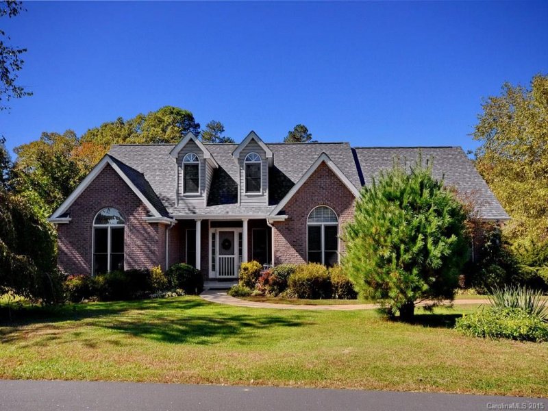 51 Classic Oaks Circle