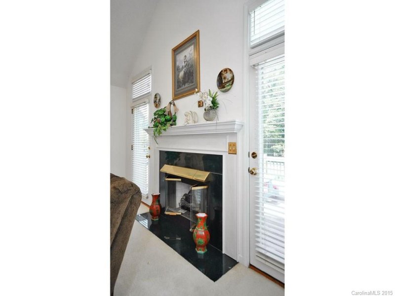 Property image 3 at 51 Classic Oaks Circle, Hendersonville, NC 28792
