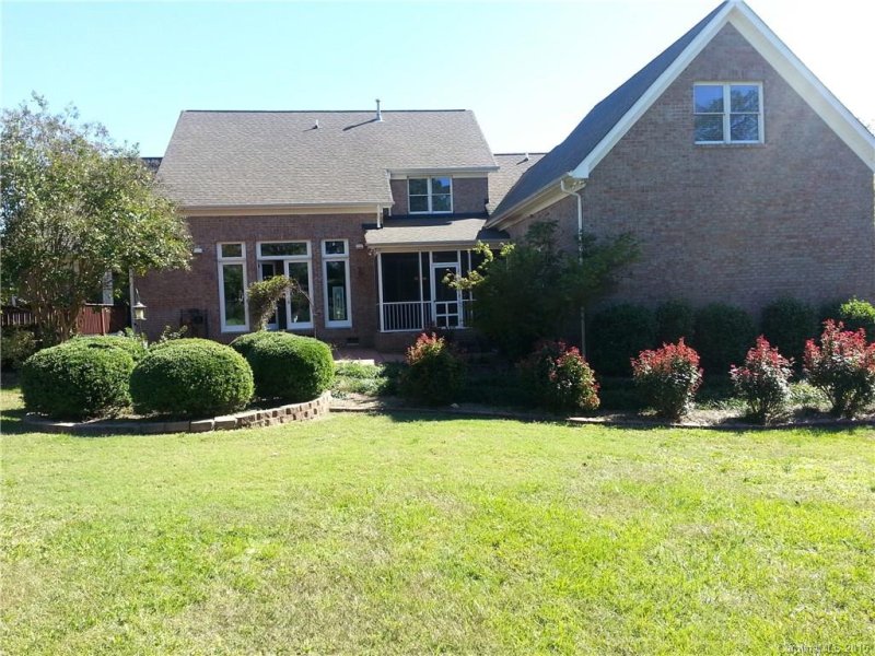 Property image 2 at 5015 Ancestry Circle, Weddington, NC 28104