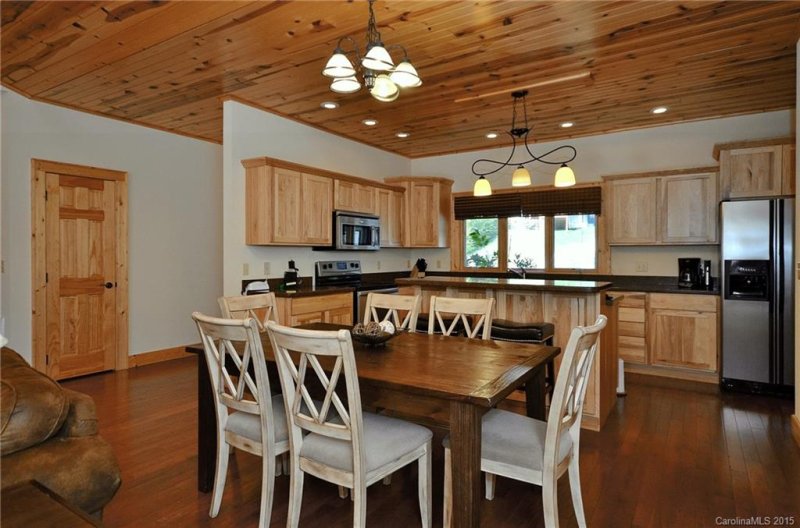 Property image 5 at 16 Constitution Avenue, Waynesville, NC 28785