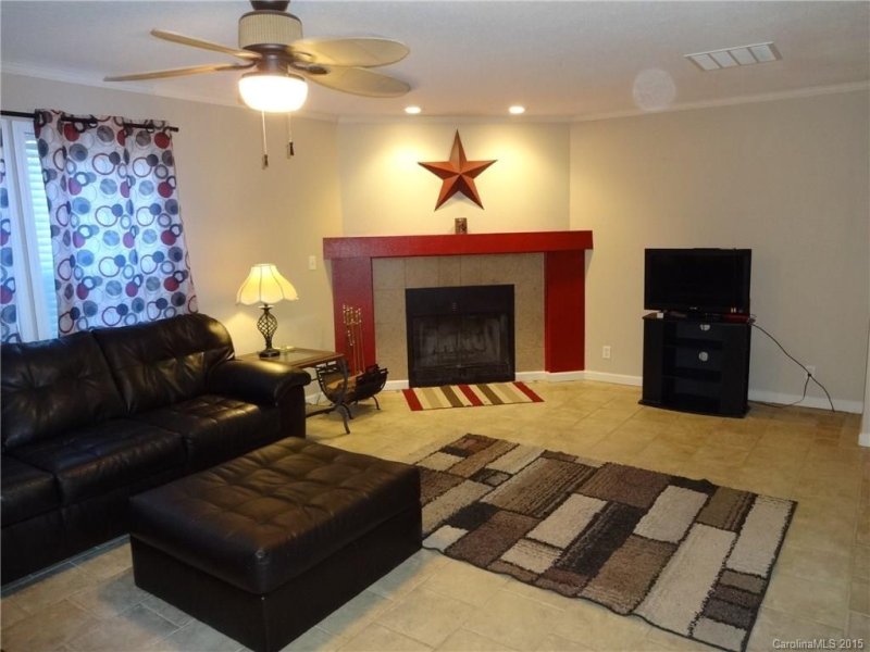 Property image 3 at 287 Deerchase Road, Statesville, NC 28625