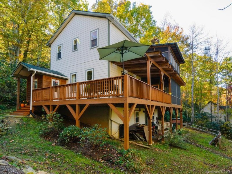 Property image 2 at 37 Smokey Mountain Drive, Swannanoa, NC 28778