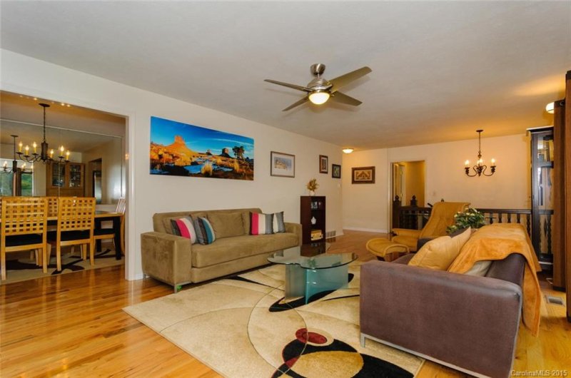 Property image 5 at 932 Toxaway Drive, Hendersonville, NC 28791