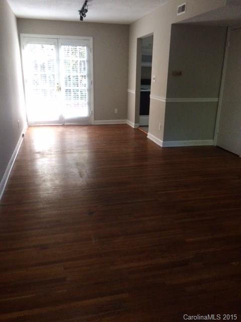 Property image 3 at 930 Hollywood Street, Charlotte, NC 28211