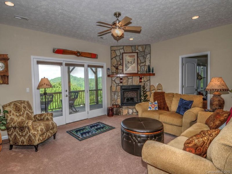 Property image 2 at 111 Pond View Road, Waynesville, NC 28786