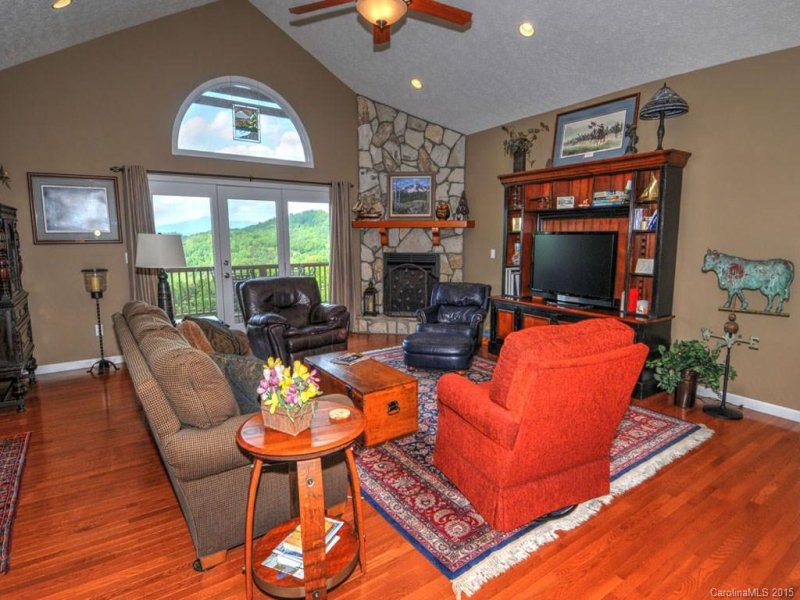 Property image 4 at 111 Pond View Road, Waynesville, NC 28786