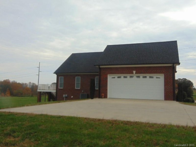 Property image 4 at 2804 Startown Road, Lincolnton, NC 28092