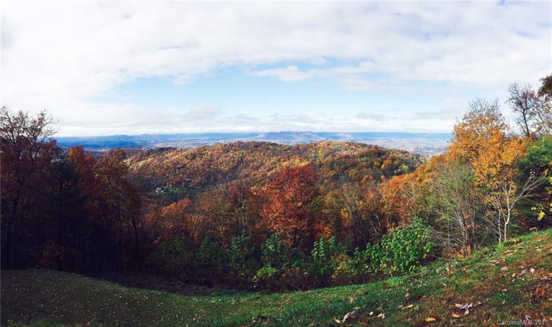 Property image 2 at 79 Skycliff Drive, Asheville, NC 28804