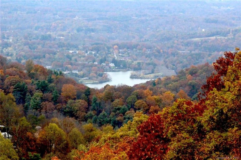 Property image 3 at 79 Skycliff Drive, Asheville, NC 28804