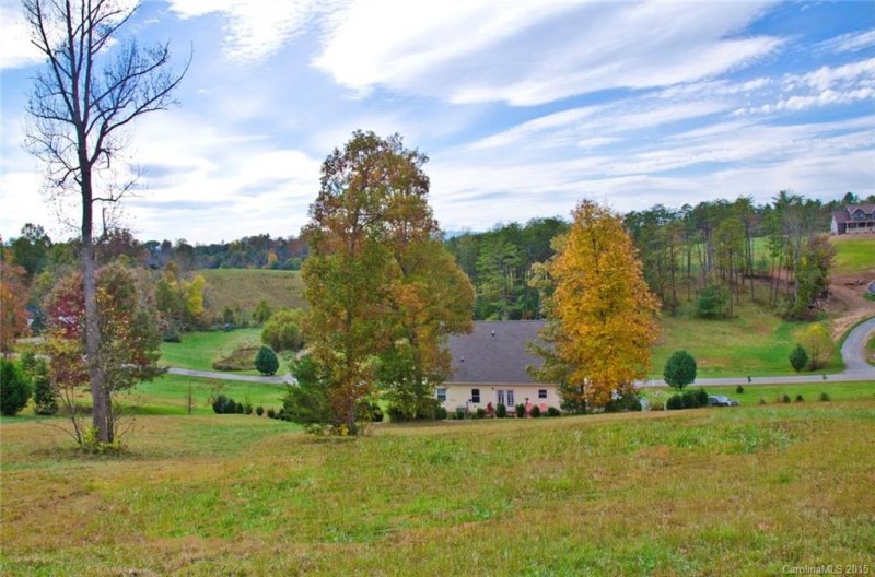 Property image 5 at 108 Ivy Meadows Drive, Weaverville, NC 28787