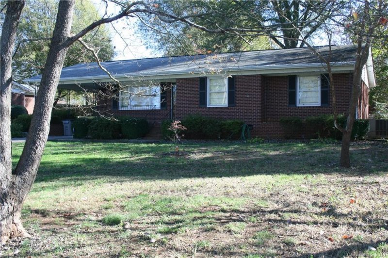 Property image 2 at 2035 Helen Drive, Gastonia, NC 28054