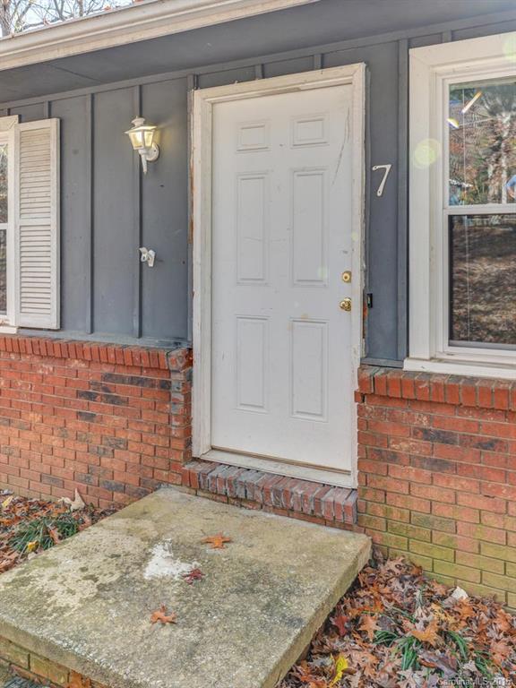 Property image 3 at 7 Clement Place, Asheville, NC 28805