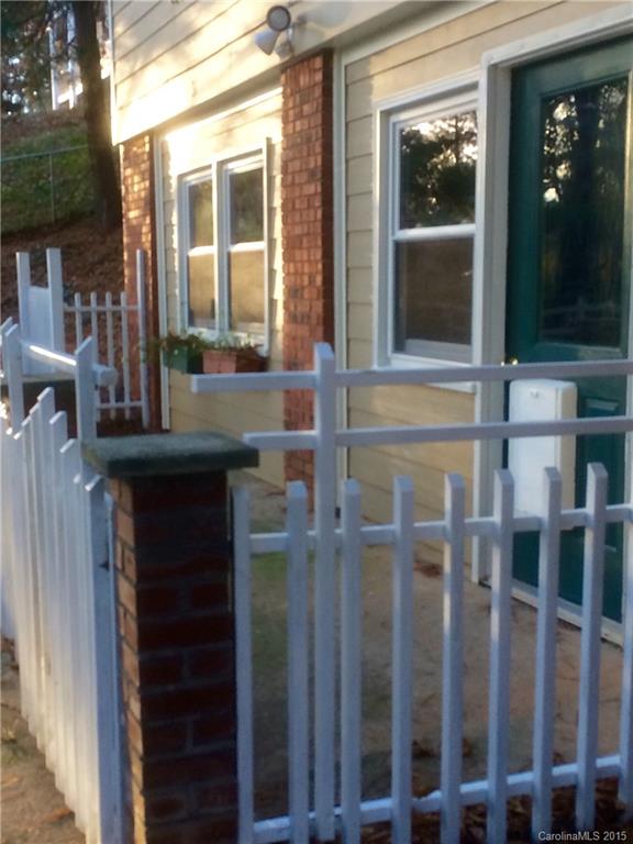 Property image 2 at 31 Brookcliff Drive, Asheville, NC 28804