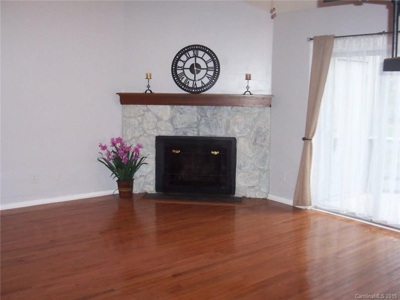 Property image 4 at 100 Willow Run Drive, Gastonia, NC 28056