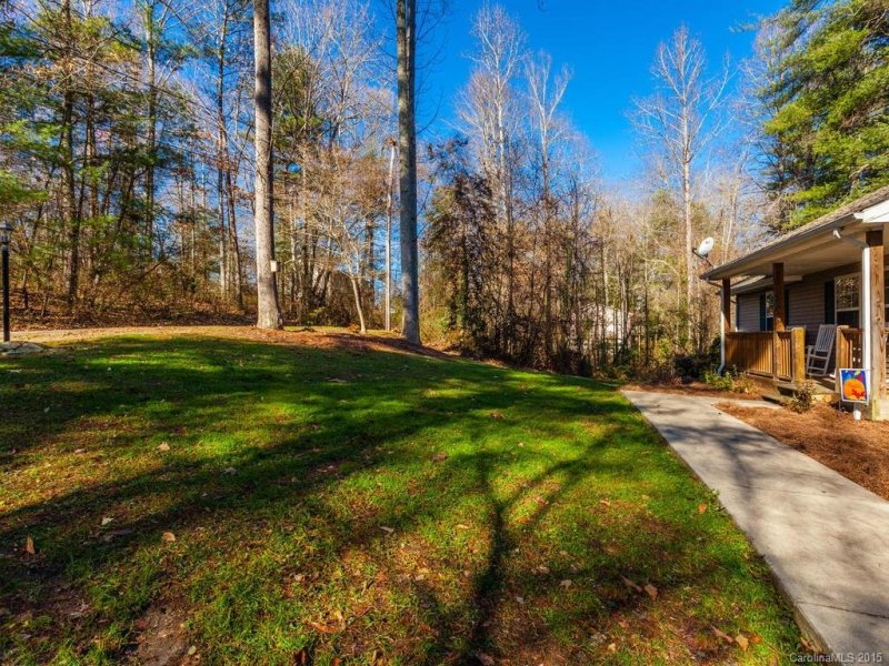 Property image 2 at 120 Twin Brook Drive, Hendersonville, NC 28791