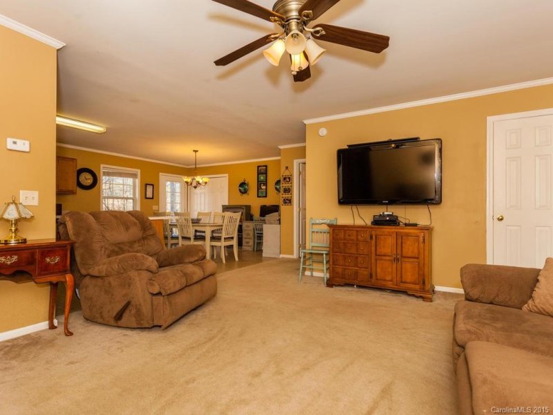 Property image 4 at 120 Twin Brook Drive, Hendersonville, NC 28791