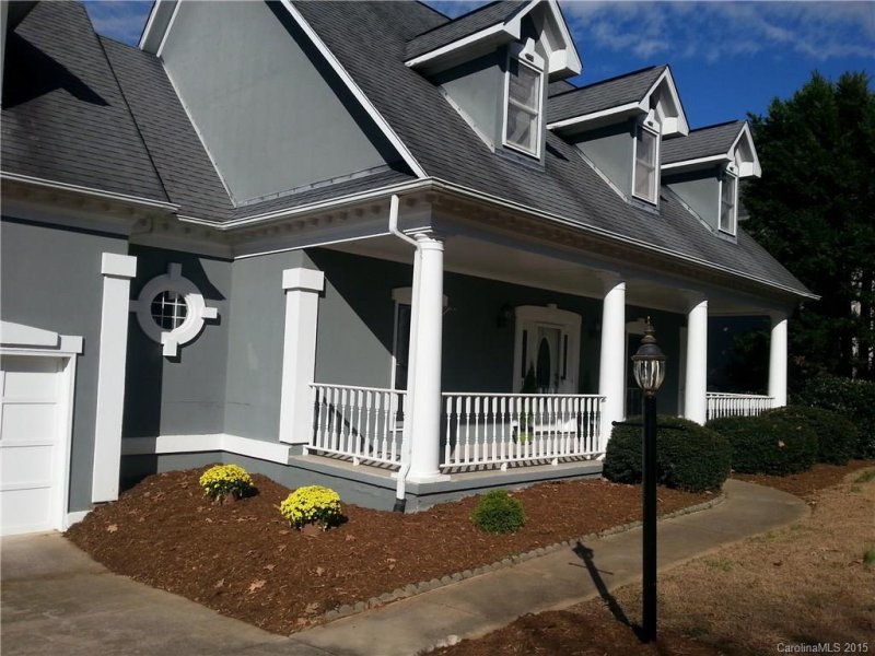 Property image 3 at 118 37th Avenue Place, Hickory, NC 28601