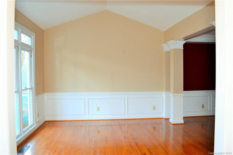 Property image 3 at 5016 Ridgetop Trail, Charlotte, NC 28215