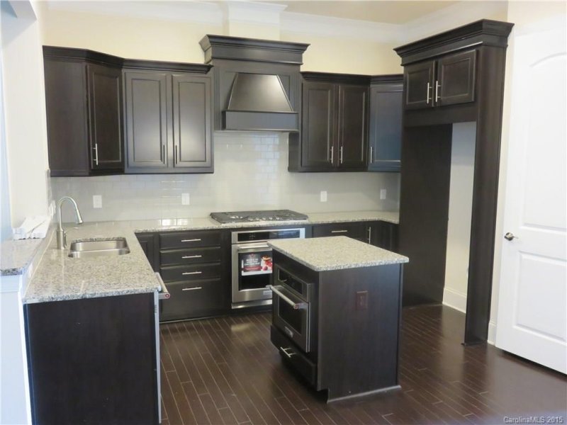 Property image 4 at 4315 Sheffield Park Drive, Charlotte, NC 28211