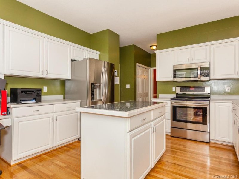 Property image 4 at 203 Weston Way, Asheville, NC 28803