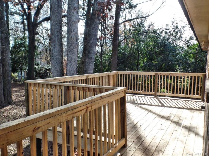 Property image 2 at 1624 Fleetwood Drive, Gastonia, NC 28054