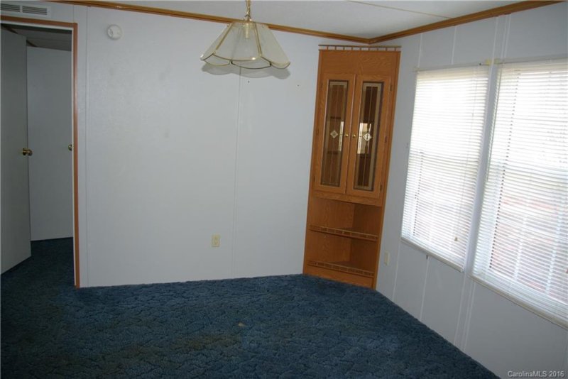 Property image 5 at 717 Sidney Cornwell Court, Catawba, SC 29704