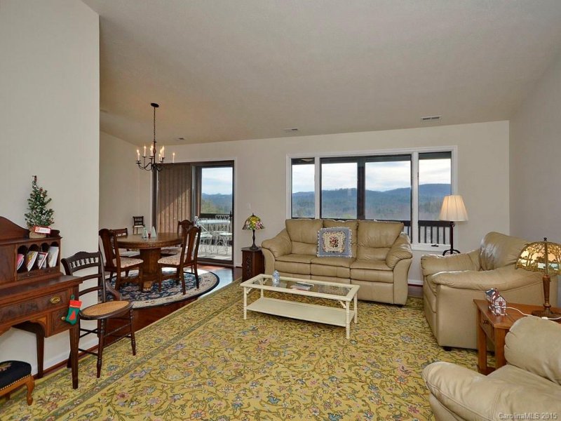 Property image 4 at 140 Bent Tree Drive, Hendersonville, NC 28739