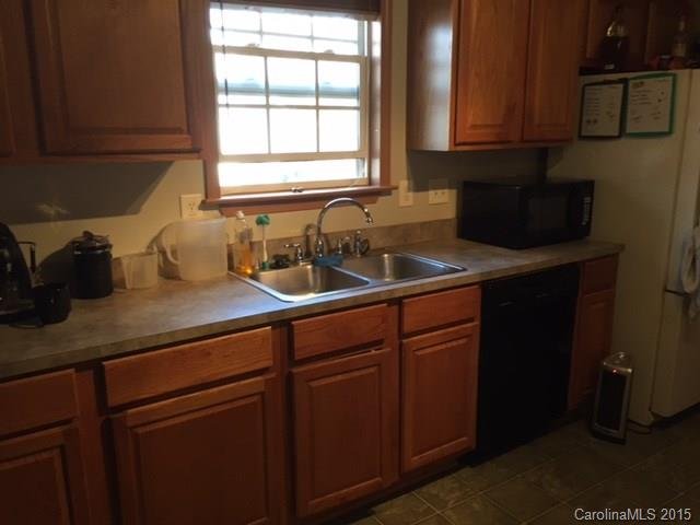 Property image 5 at 2013 Forget Me Not Lane, Wingate, NC 28174