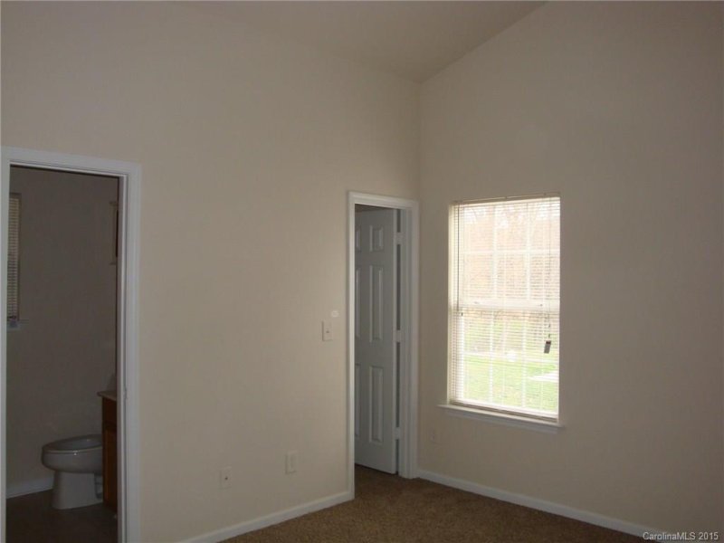 Property image 5 at 5530 Stone Bluff Court, Charlotte, NC 28214