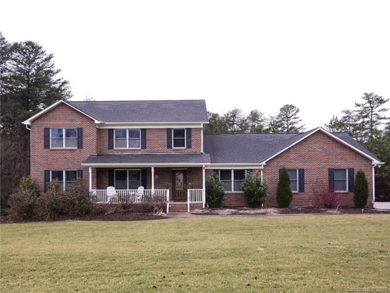 2715 Camden Pointe Drive