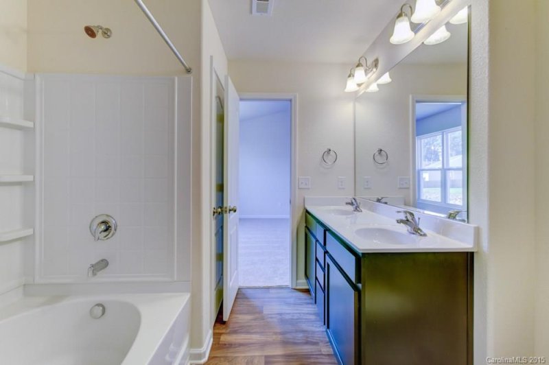 Property image 4 at 6316 Sydney Mae Lane, Charlotte, NC 28262