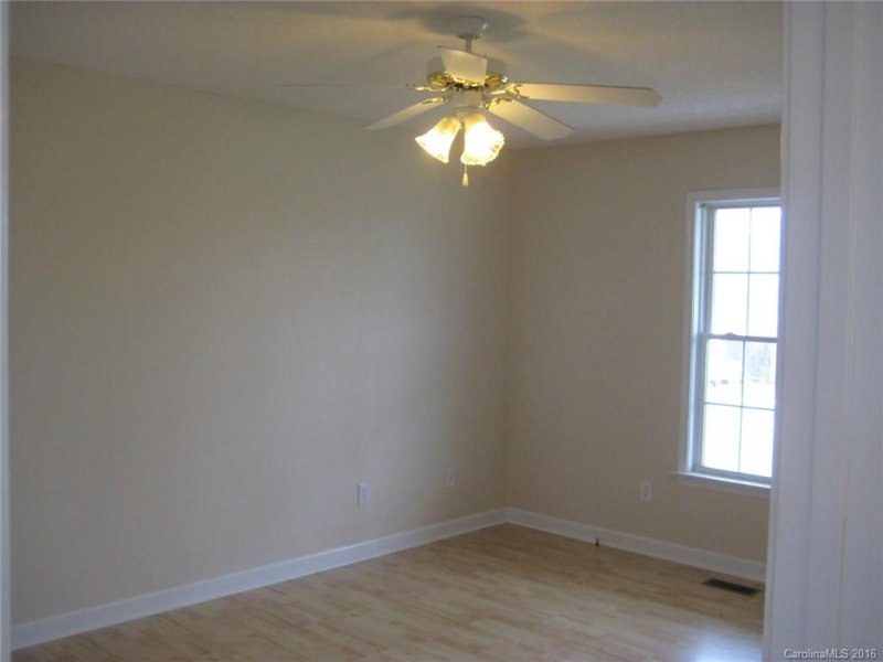 Property image 3 at 1631 Flag Lane, Vale, NC 28168