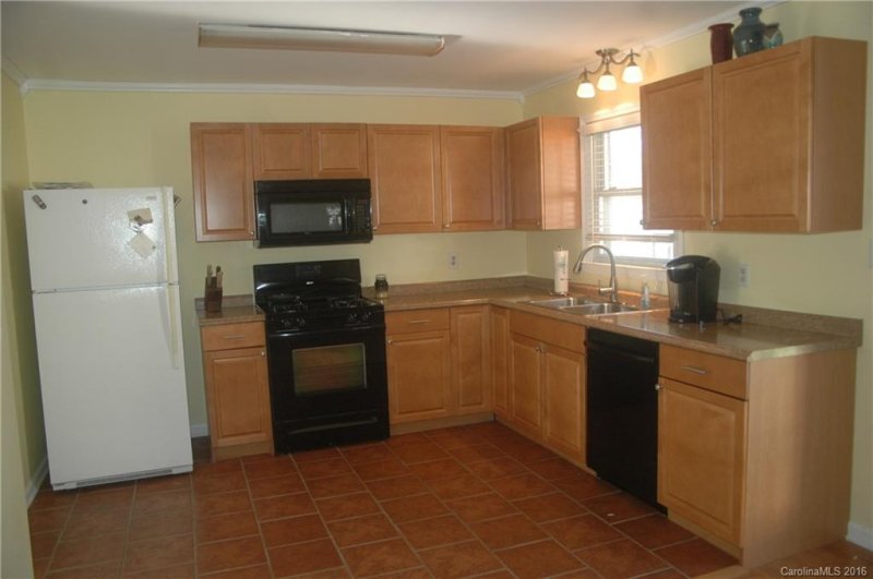 Property image 4 at 604 May Court, Gastonia, NC 28054