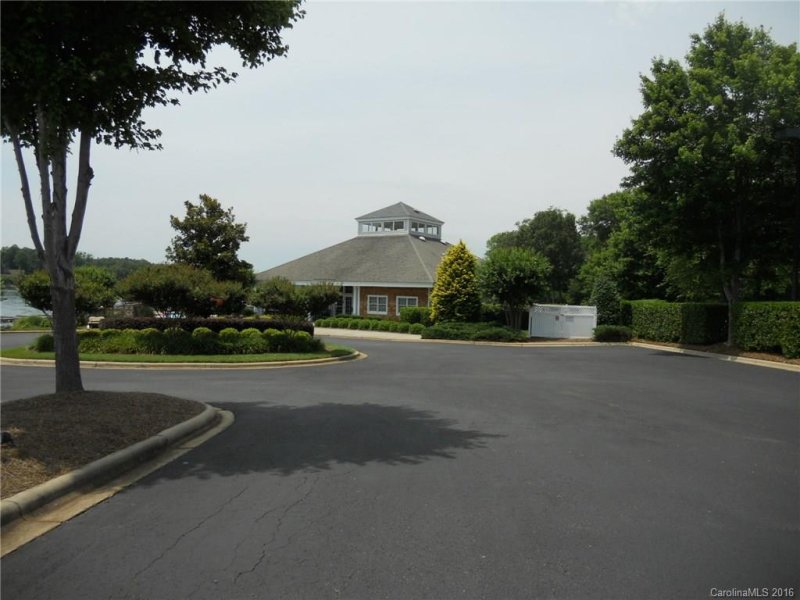 Property image 4 at 117 W Tattersall Drive, Statesville, NC 28677